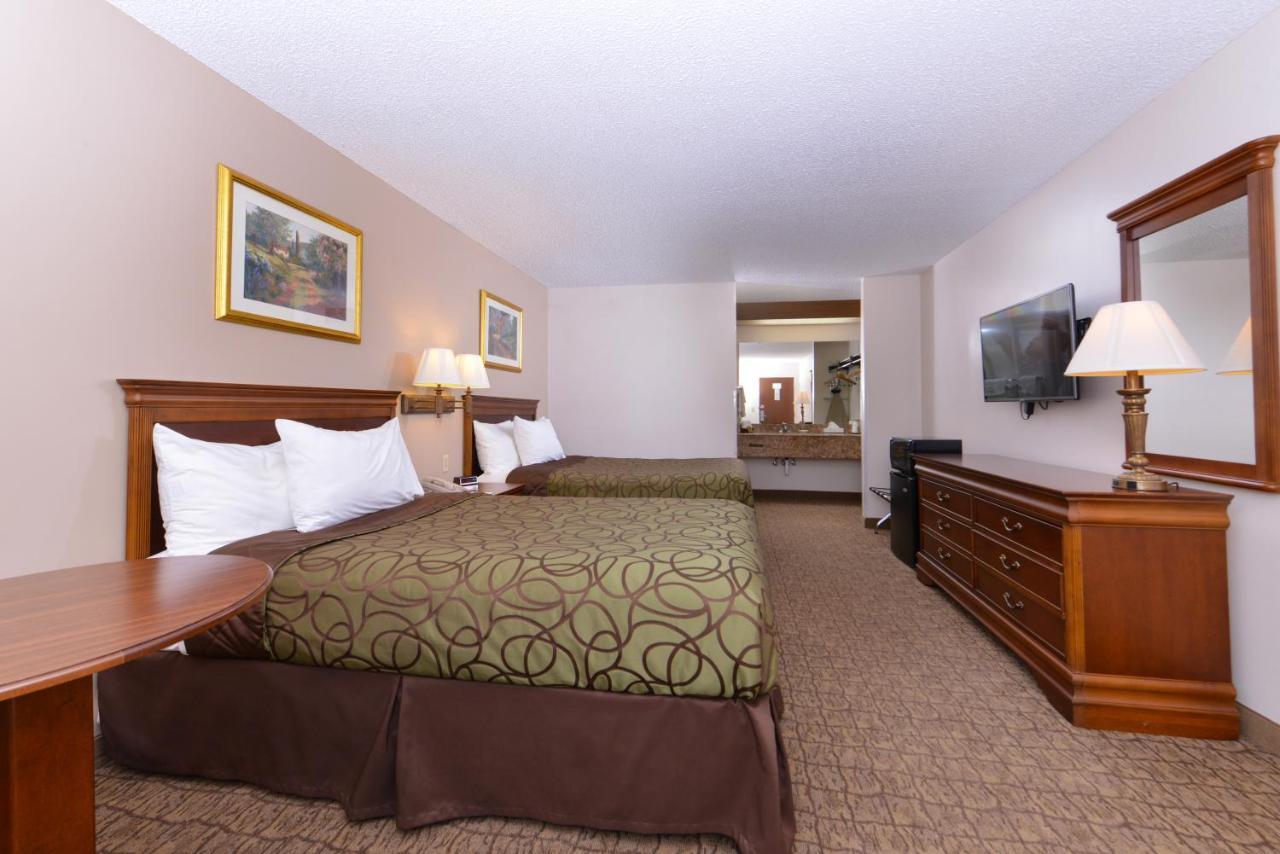 Briarwood Inn Of Geneva Luaran gambar