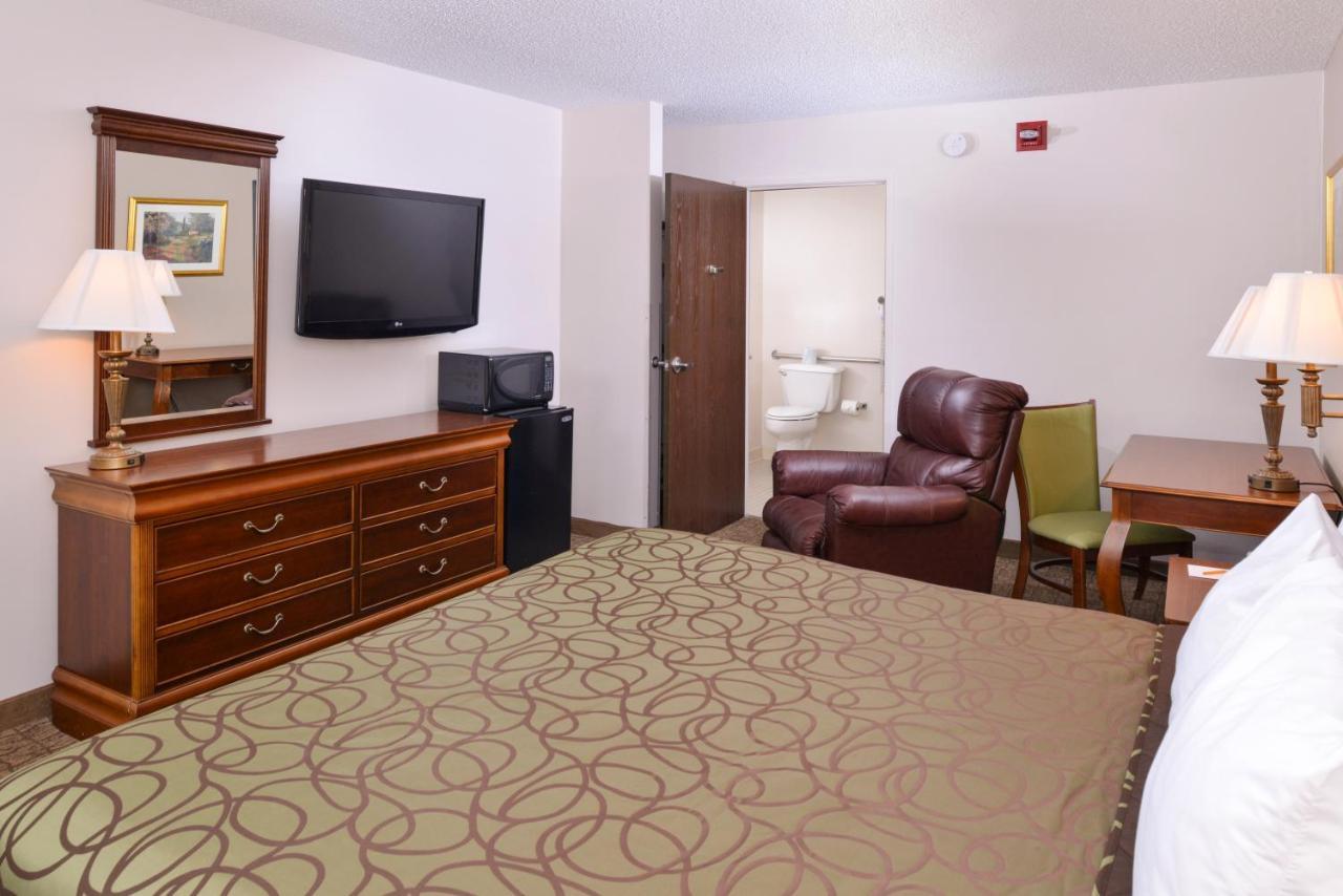 Briarwood Inn Of Geneva Luaran gambar
