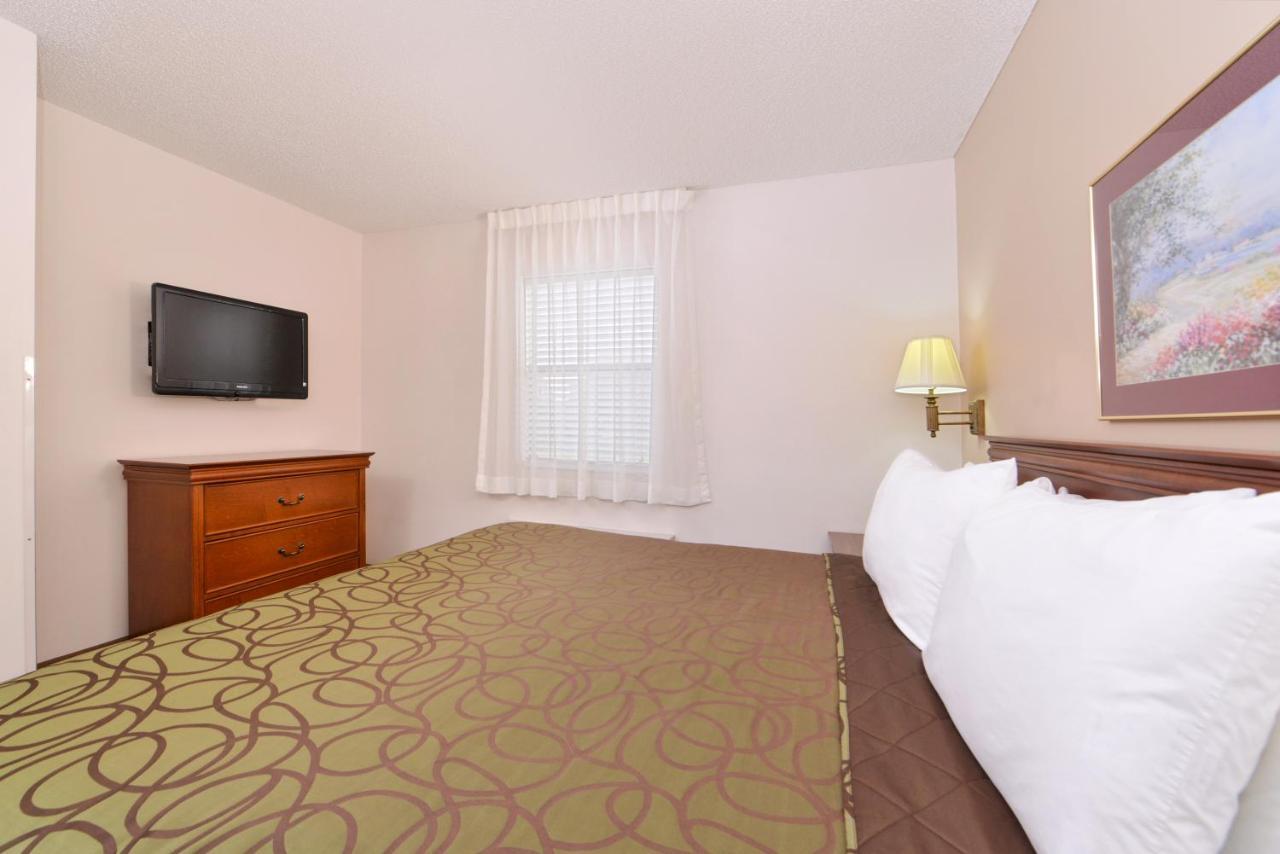 Briarwood Inn Of Geneva Luaran gambar